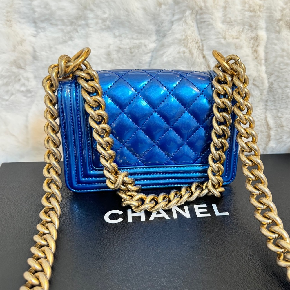 Chanel Mini Versailles Boy Bag - Picture 2 of 15